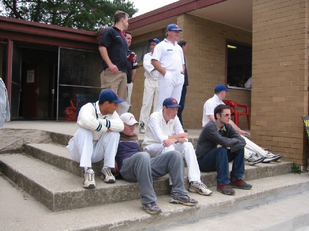 Crowd on the steps.